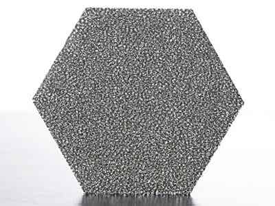 愛藍(lán)天泡沫鐵