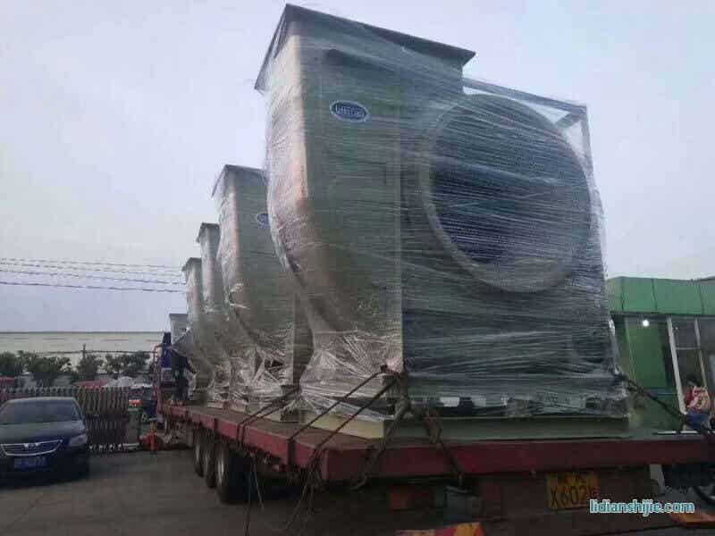 頂裕11臺玻璃鋼防腐風機發(fā)往江西某工地