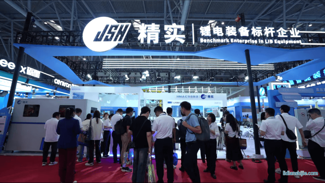 精實(shí)CIBF重慶展現(xiàn)場