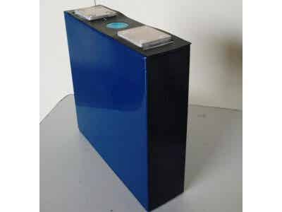 威能磷酸鐵鋰電池IFP36130150-50Ah圖1