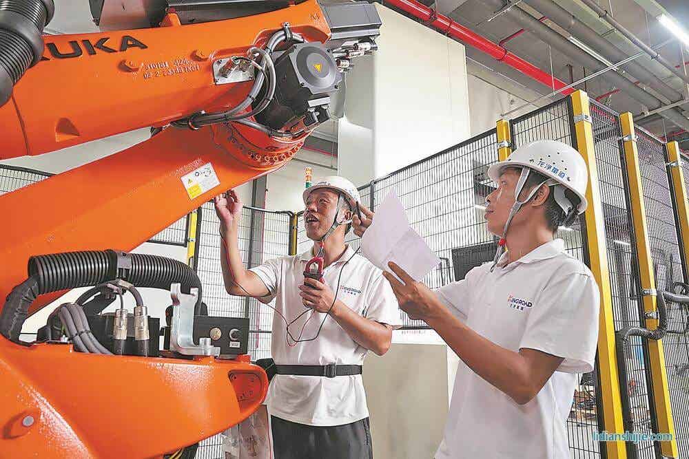 龍巖市上杭縣上杭工業園區南崗金銅產業園的福建龍凈量道儲能科技有限公司年產6GWh鋰電池儲能系統項目現場