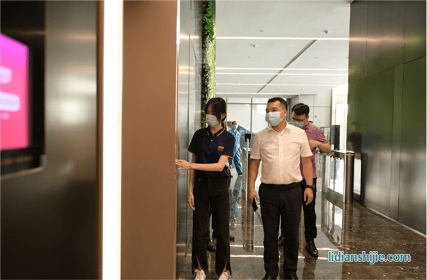 四川省南充市領(lǐng)導(dǎo)蒞臨和潤達(dá)視察指導(dǎo)工作