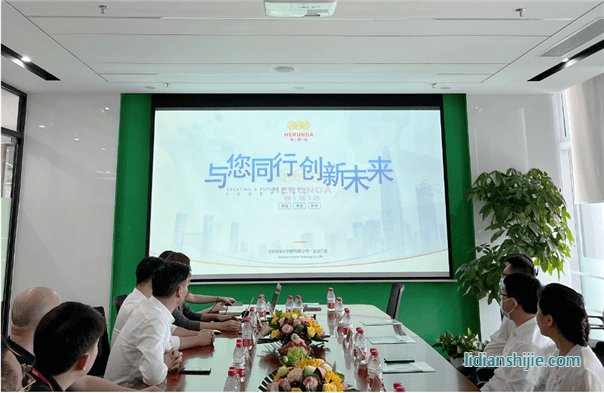 四川省南充市領(lǐng)導(dǎo)蒞臨和潤達(dá)視察指導(dǎo)工作