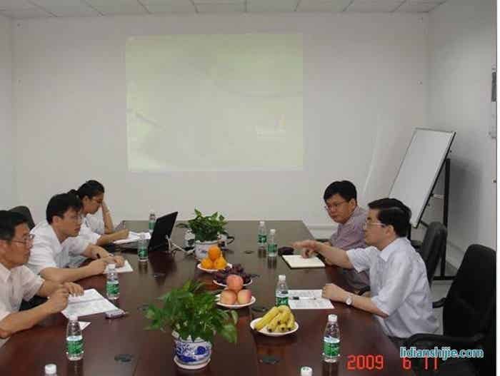 深圳市質監局副局長鄺兵到德方納米科技有限公司調研