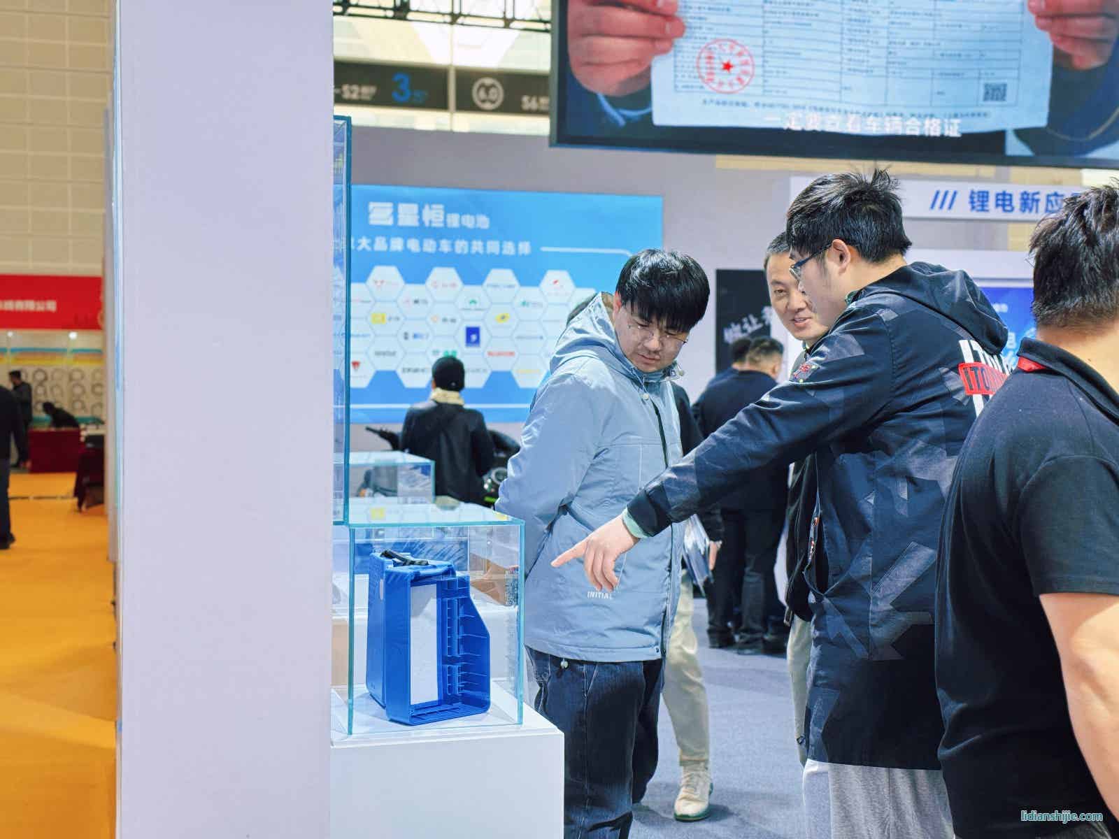 FireAID防火裝置引發了觀展者的重點關