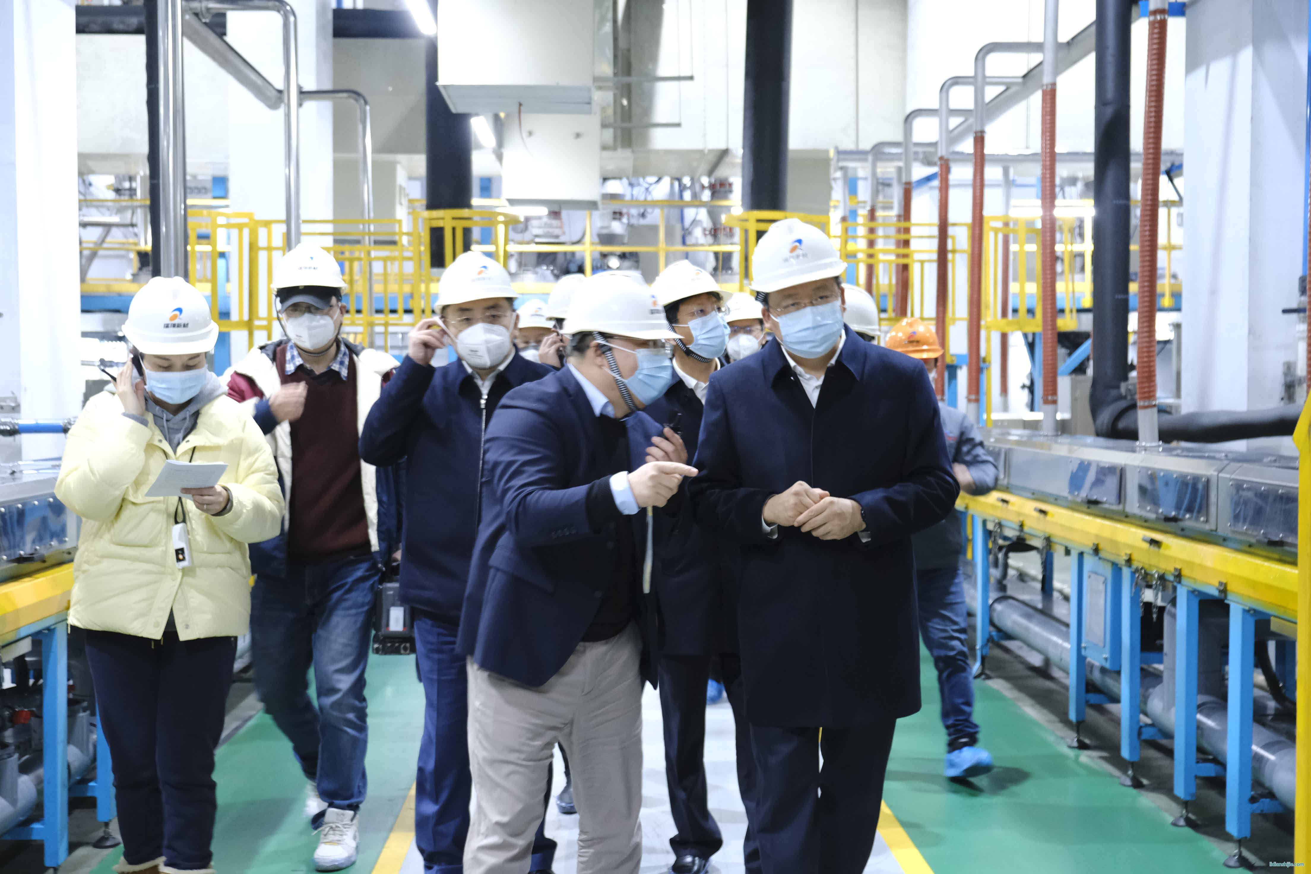 南通市委副書記、代市長吳新明來瑞翔新材調研